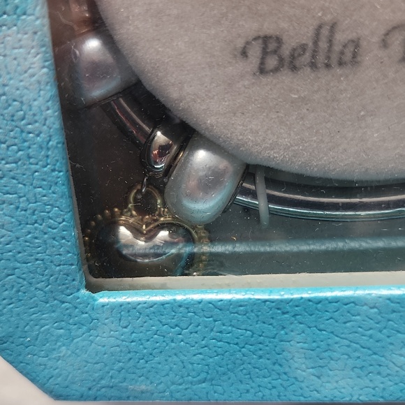 Bella Perlina bangle bracelet with heart charm - Picture 3 of 4